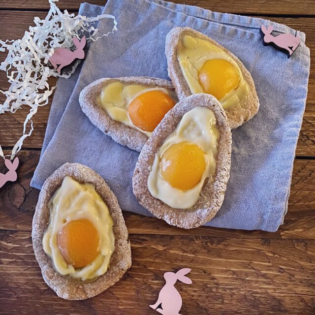 FALSCHE SPIEGELEIER - Kornelia